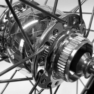 Nabendynamo SON delux 20" bis 28" disc, silber